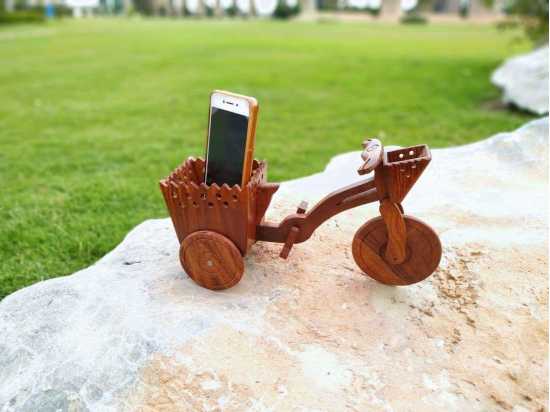 Wooden Tricycle Mobile Holder