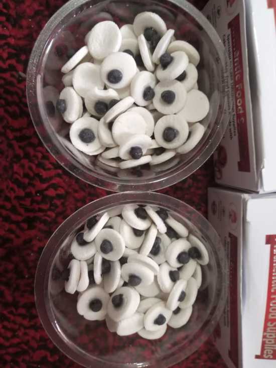 Edible cartoon Eye sprinkles(Available in 2 sizes) for cakes and desserts...